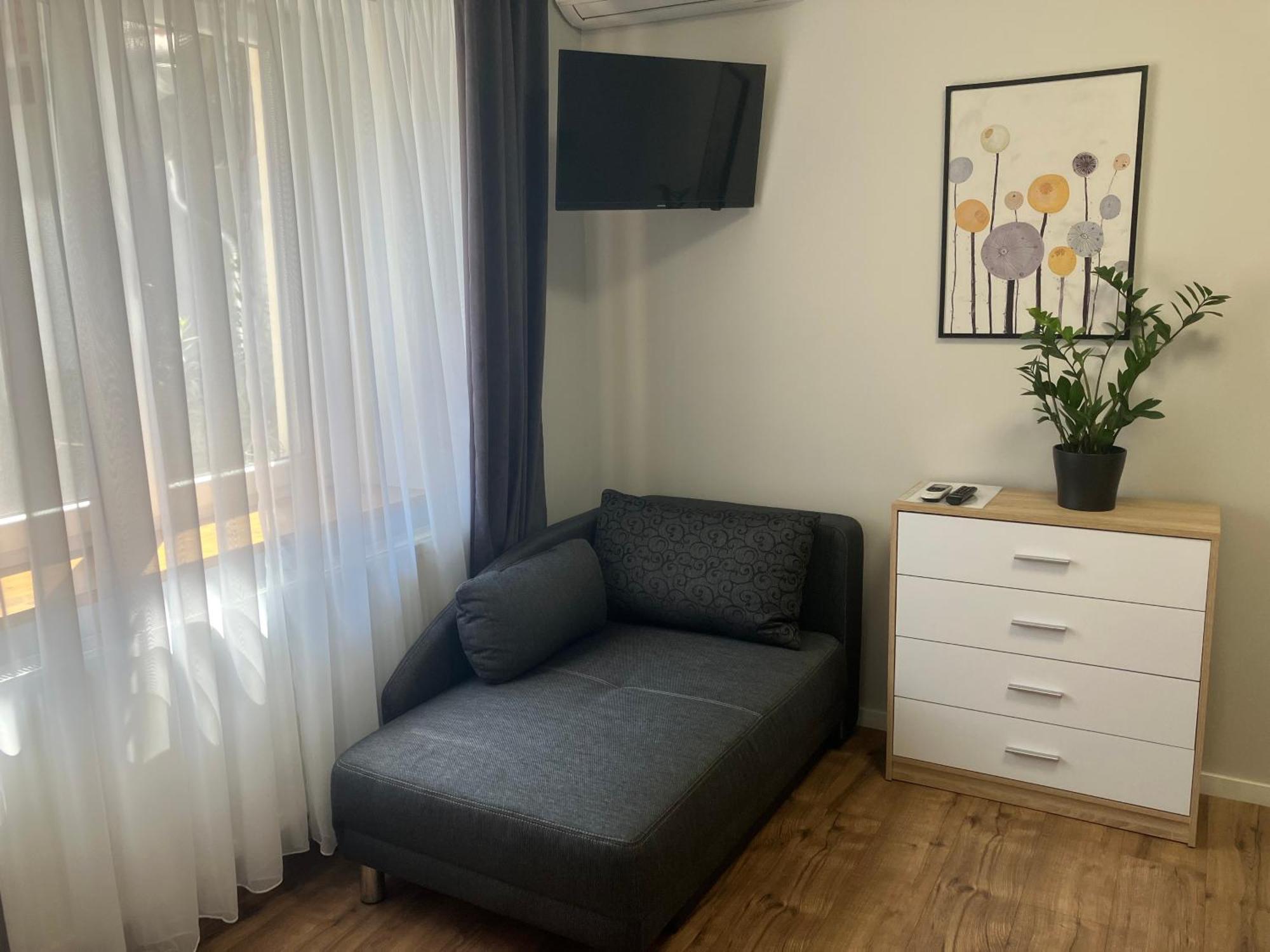 Illa Apartments Eger Buitenkant foto